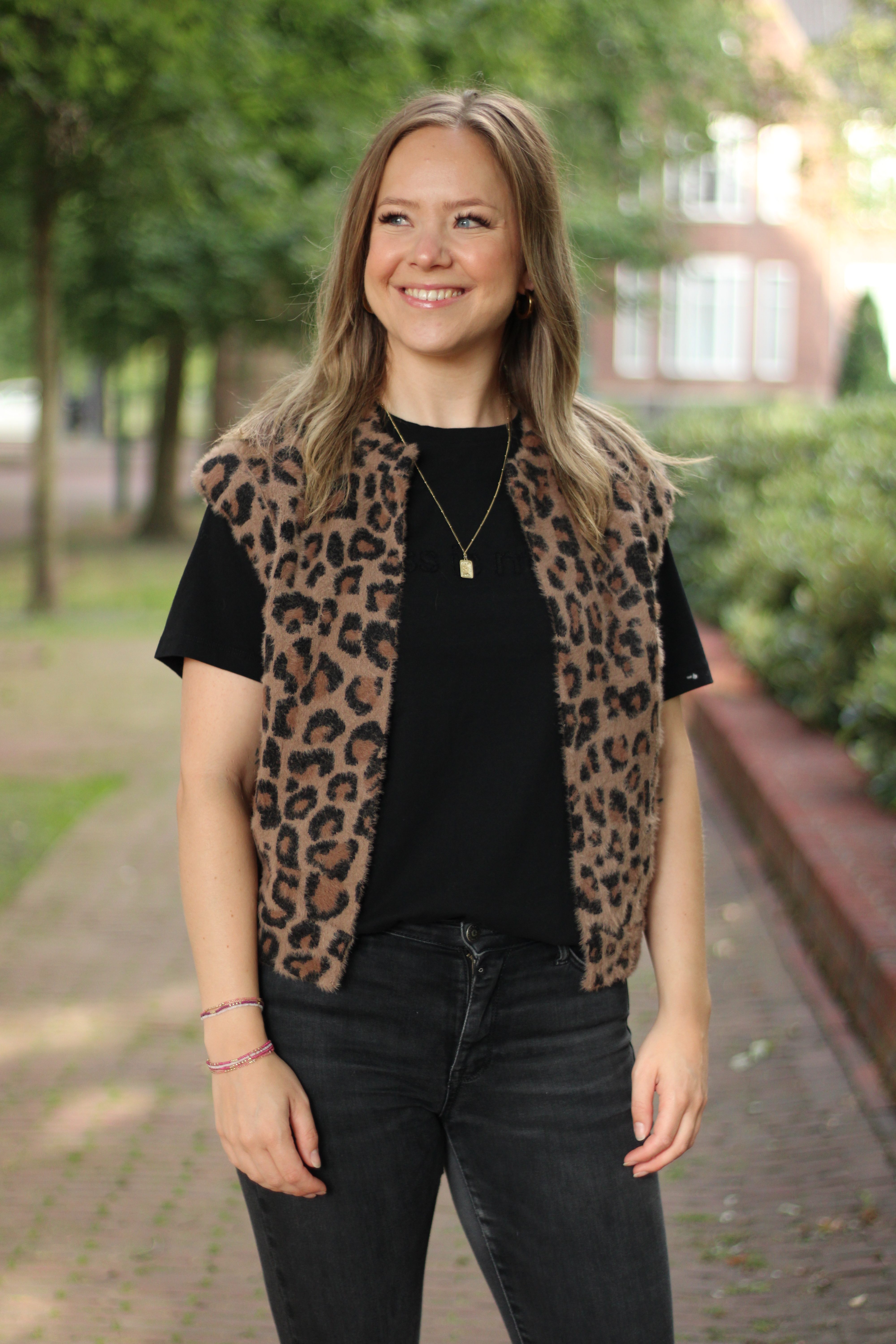 Culture - Noga Amora T-Shirt - Black