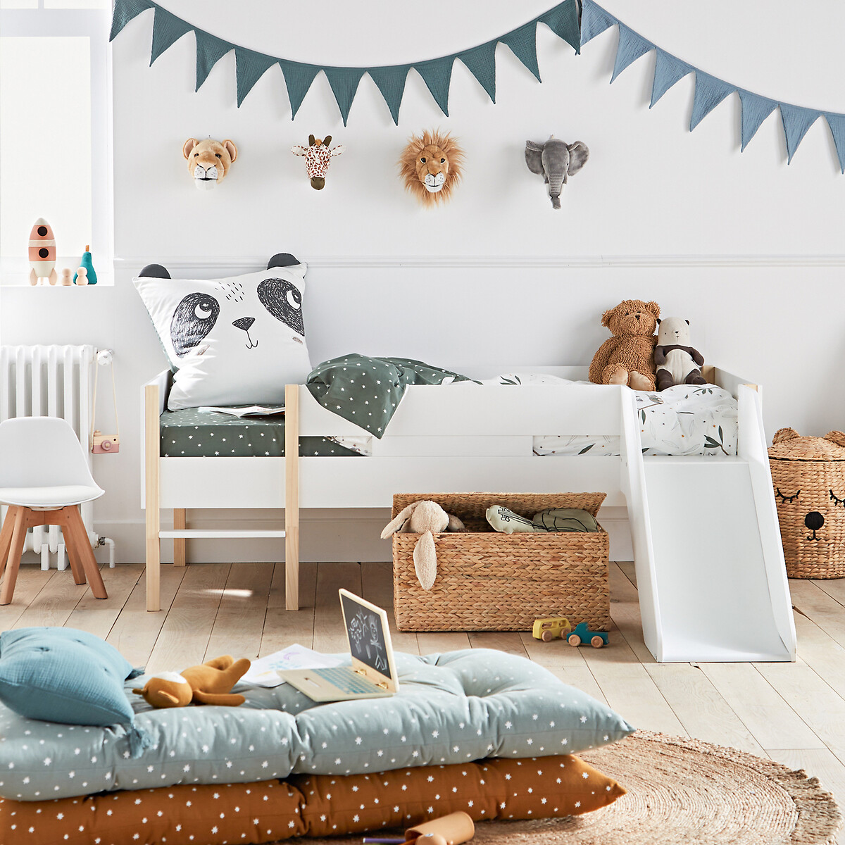 LA REDOUTE INTERIEURS<br>Cama de altura média com escorregador, Caume