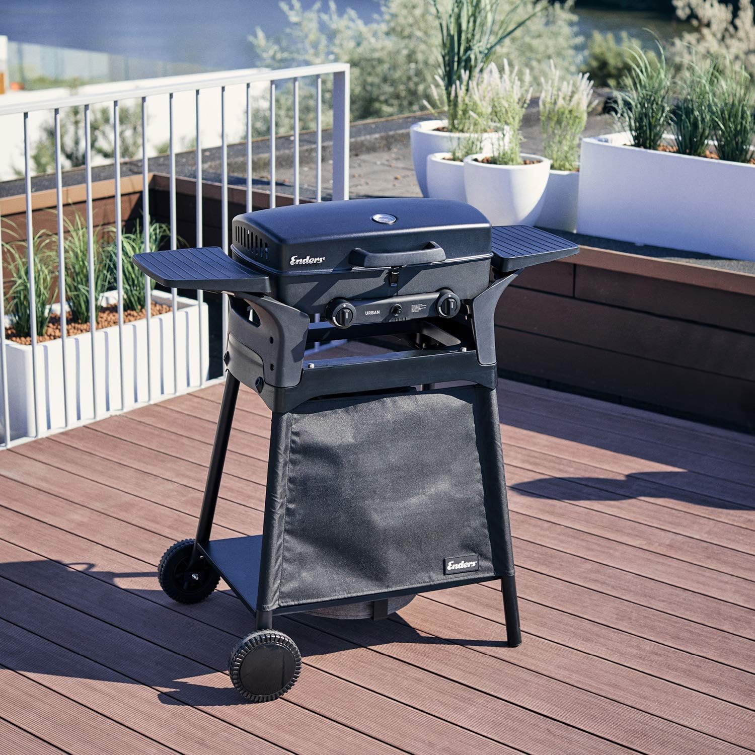 Enders Gasgrill URBAN Trolley - Bundle mit extra Fleischthermometer - 2 Edelstahl-Brenner stufenlos, Mobiler Kompaktgrill, Fahrbares Untergestell, Seitenablagen, Schwarz