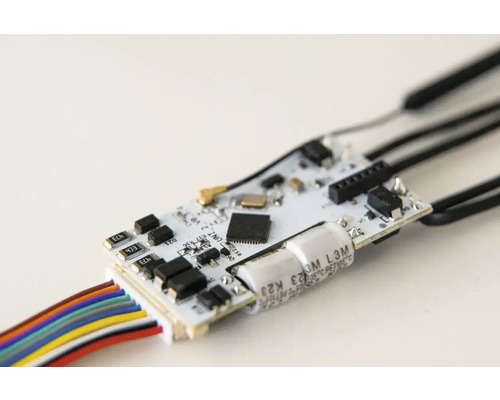 Shelly Plus Uni Universele Module Meetfunctie WLAN Wit