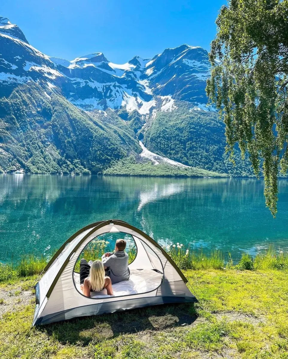 Sydvang Utoset 2-Person Tent Haute Red