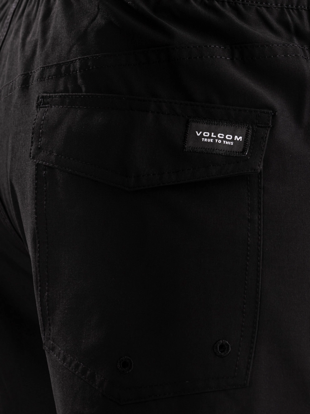 Volcom Lido Solid Trunk 16 Boardshorts black