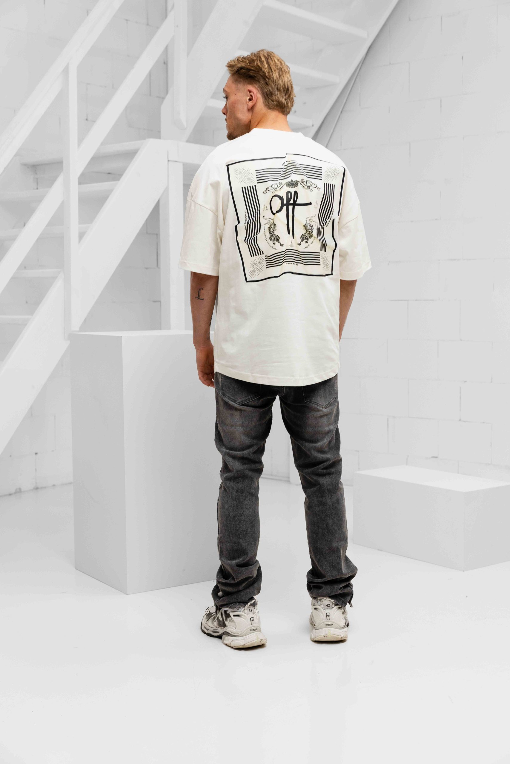Off The Pitch Temple T-Shirt Heren Gebroken Wit