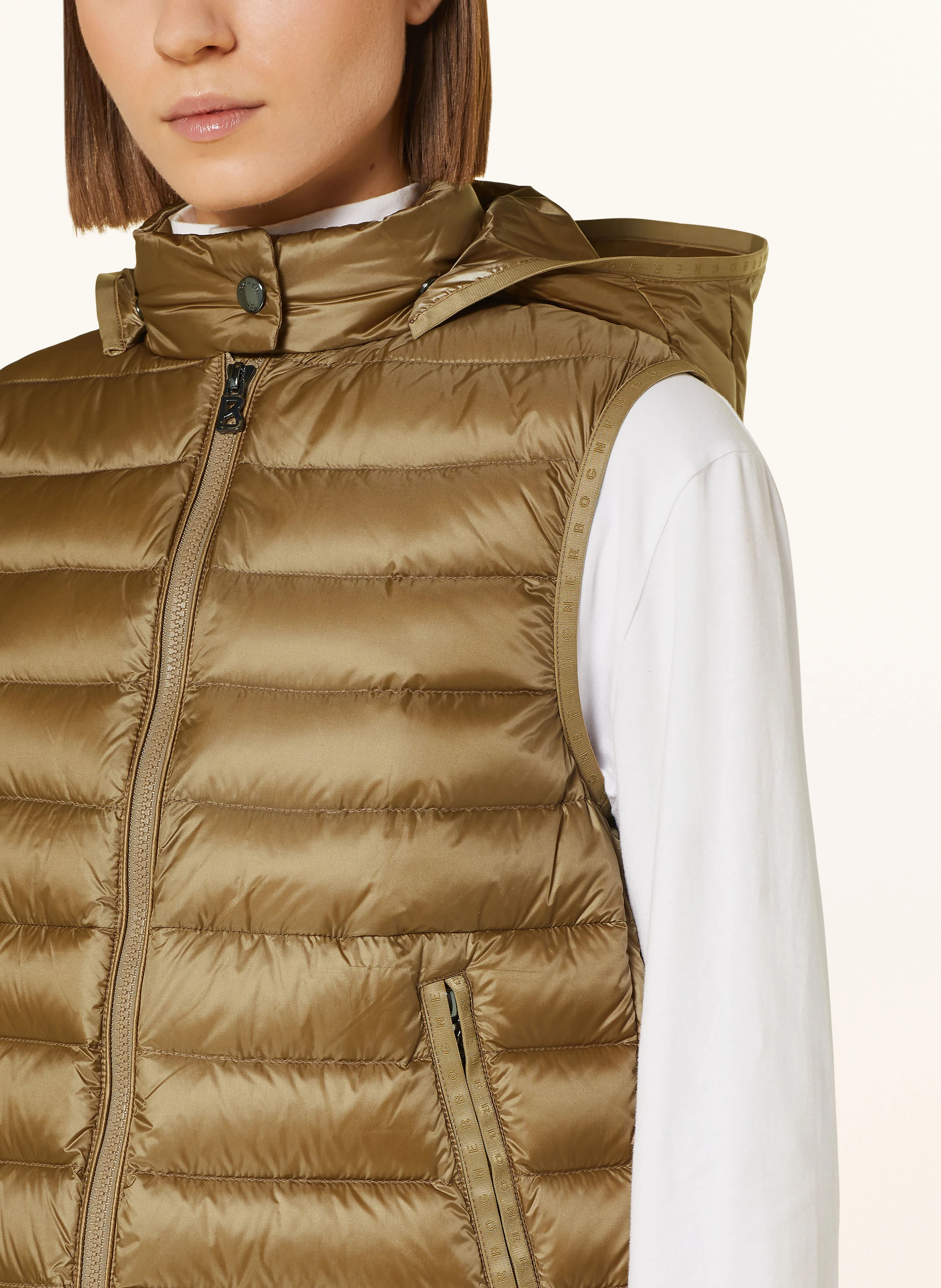 BOGNER Lightweight-Daunenweste TAYRA mit abnehmbarer Kapuze