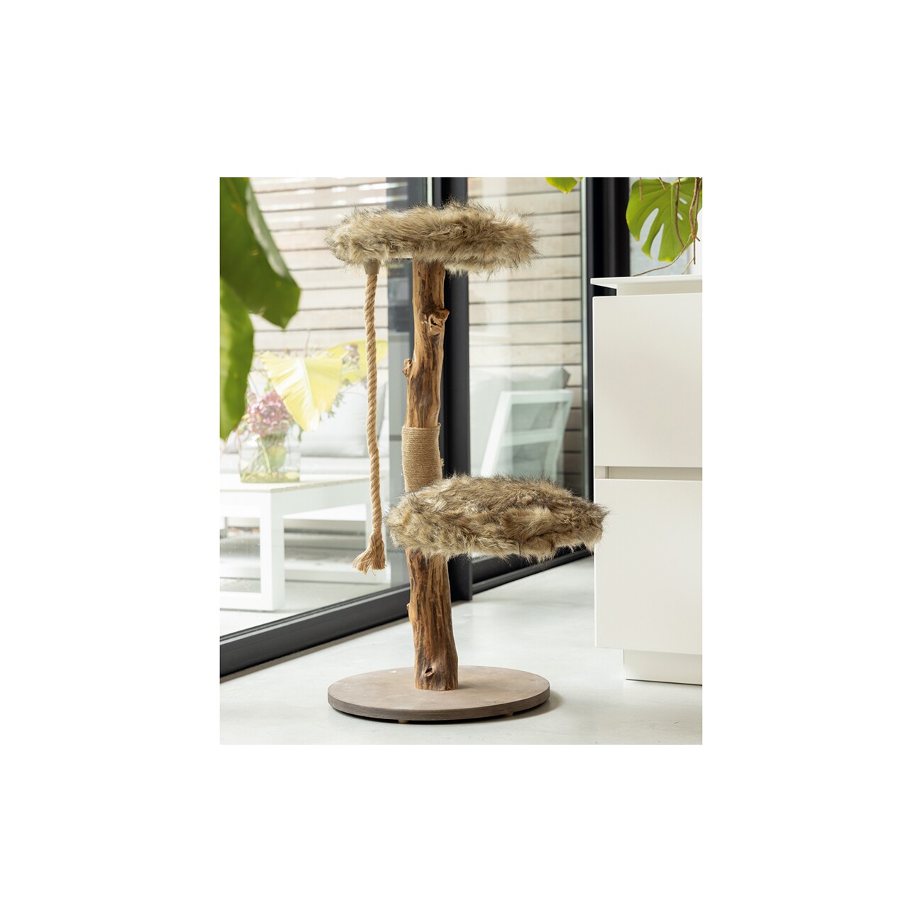 Designed by Lotte DBL Kratzbaum Elora Holz