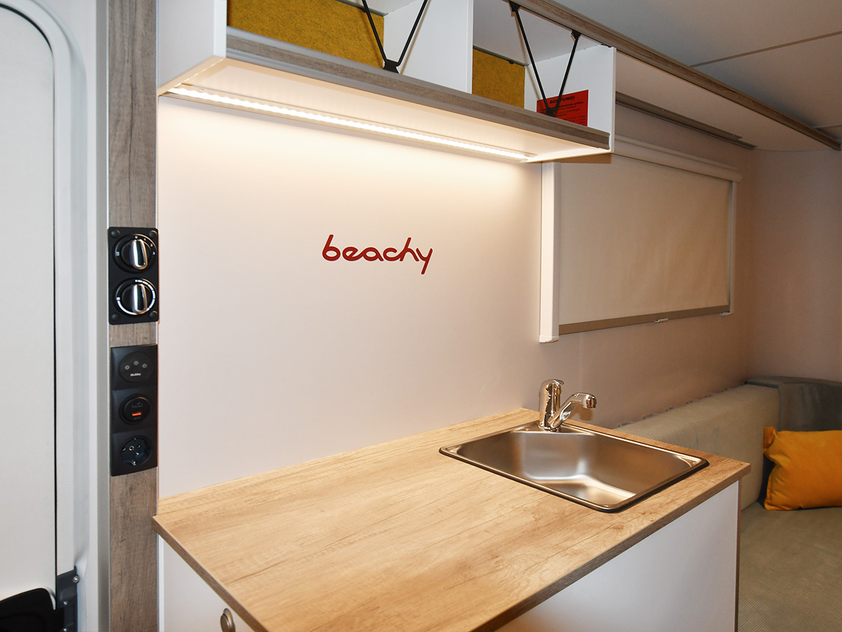 Hobby Beachy 420+ 2026 caravan