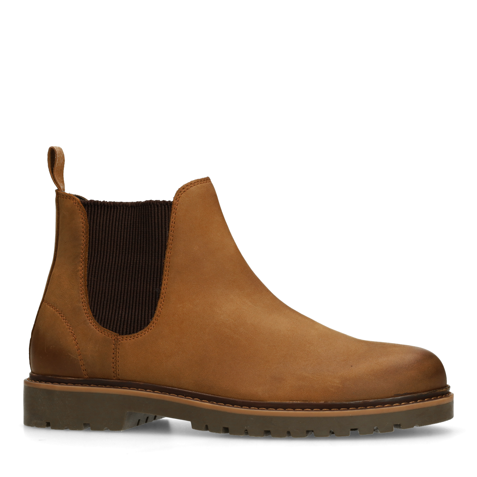 Cognac nubuck chelsea boots