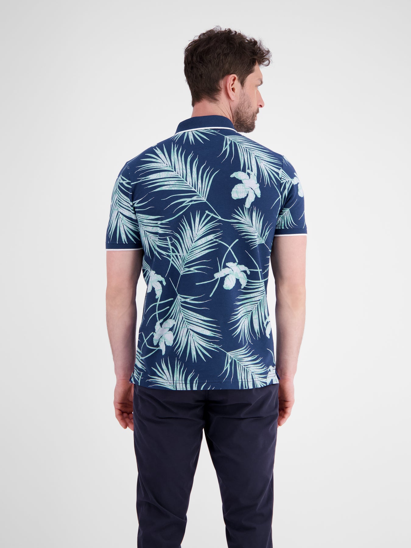 Modisches Poloshirt, sommerlich gemustert