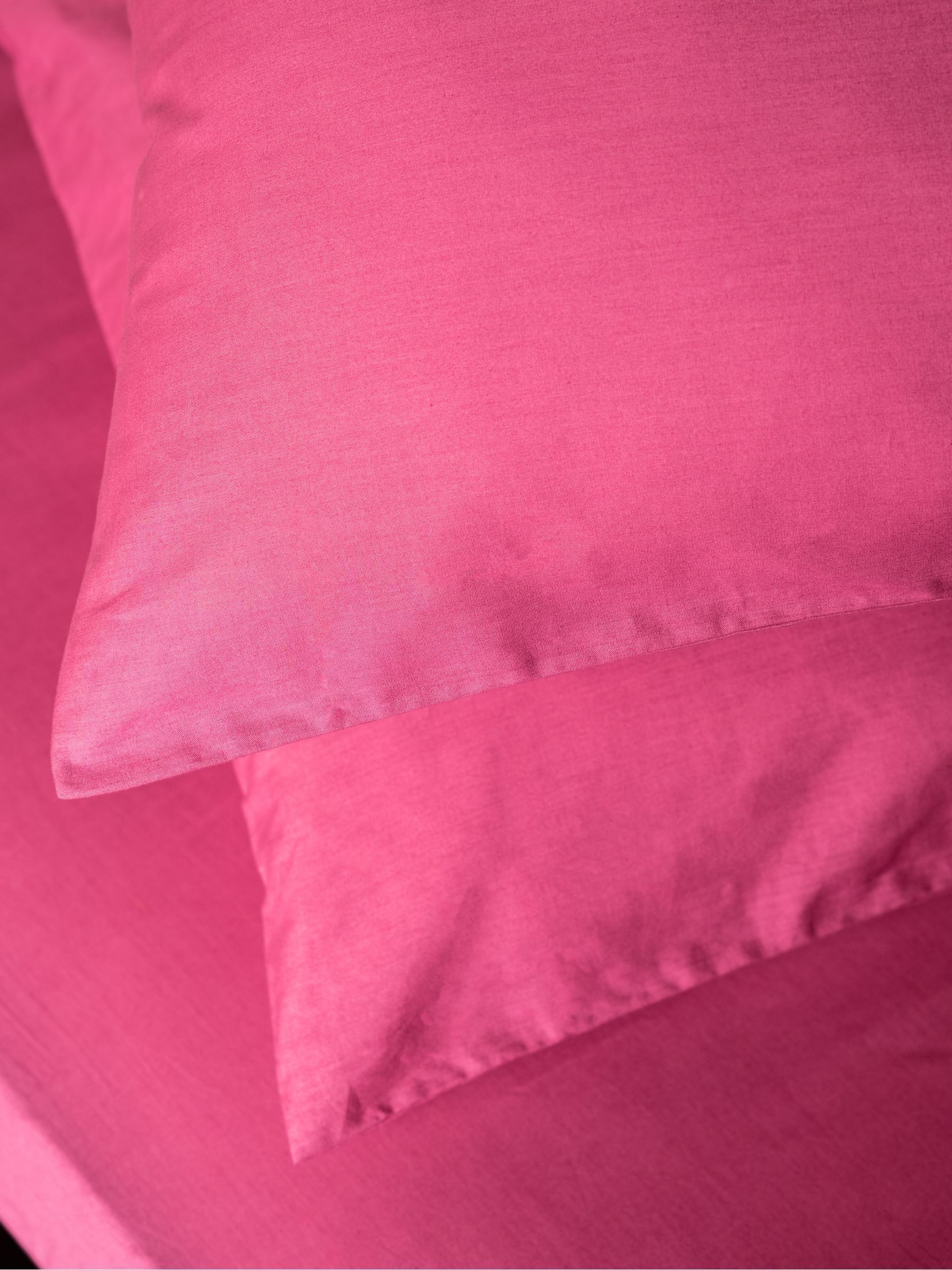 Rockett St George Set of 2 180 Thread Count Pillowcases