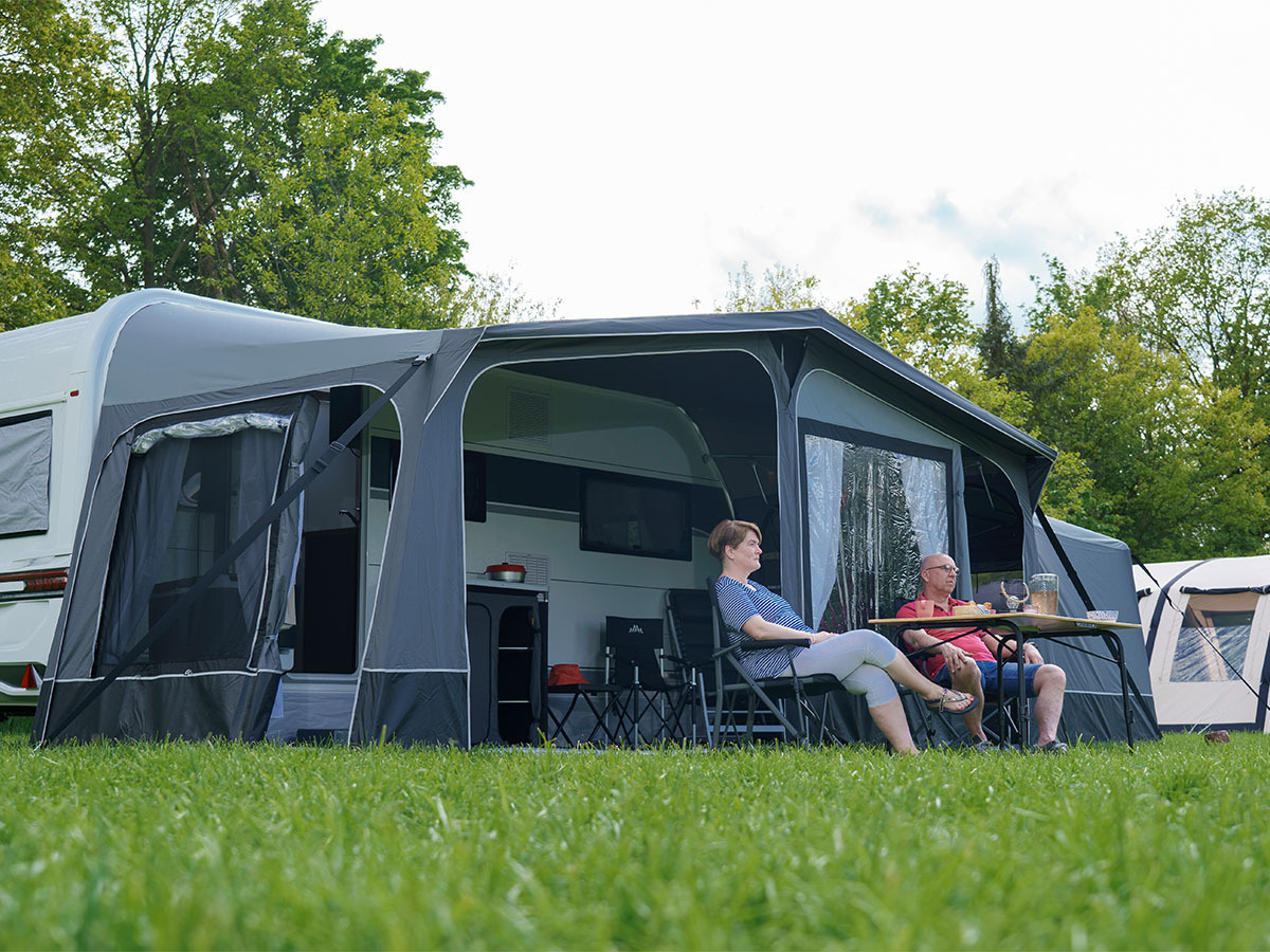 Tweedekans Obelink Capri 240 maat 11 (900 - 925 cm) caravanvoortent
