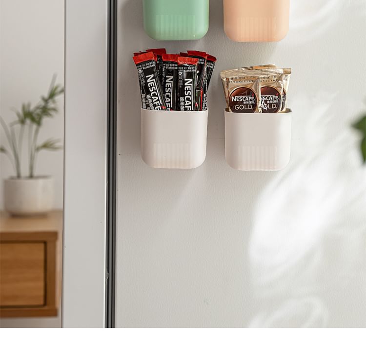 Leuke essentials - Eenvoudige plastic organizer koelkastmagneet