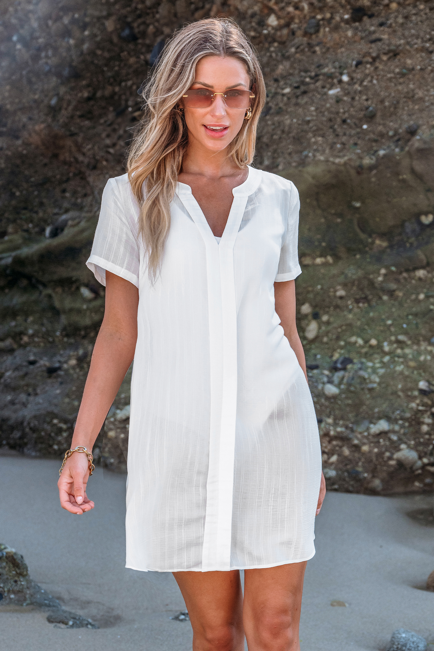 Robe cover up mini à manches courtes découpée blanche