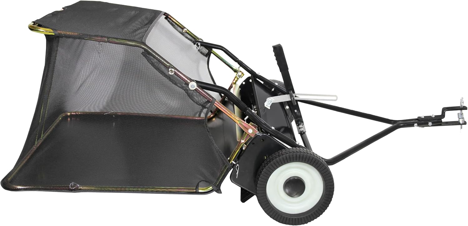 Rasenkehrmaschine, Kehrmaschine für Rasentraktor, Rasenkehrer für Aufsitzmäher, Laubsammler mit Anhängerkupplung, Schwarz, Kehrbreite 106 cm (M - 106 cm)