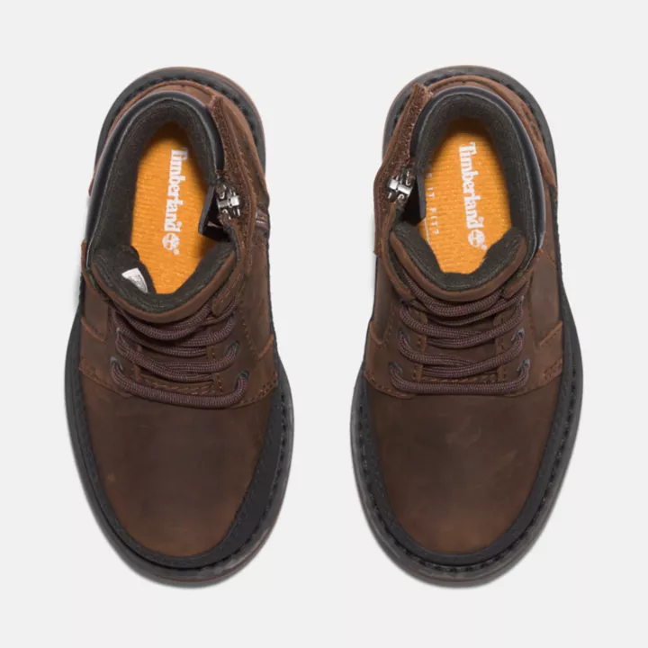 Bota infantil Courma Kid para bebês na cor marrom escuro