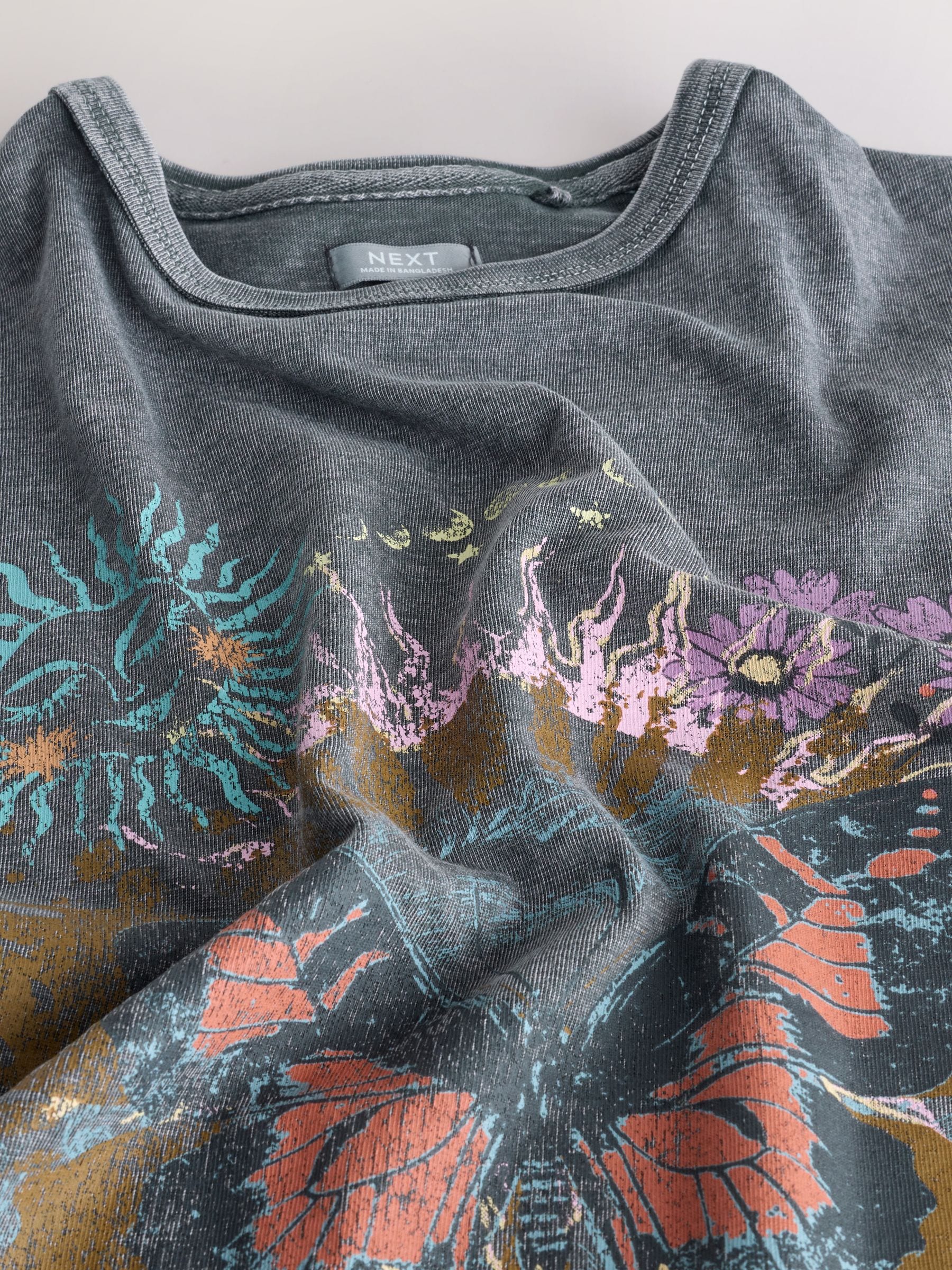 Zwarte wassing - Oversized T-shirt met grafische print (3-16jr)