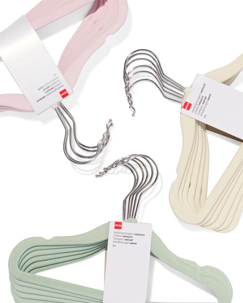 6 petits cintres en velours menthe