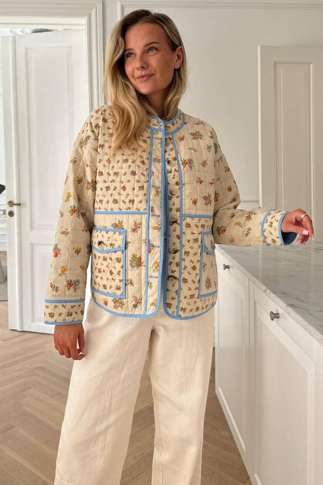 BYIC Emmyic Quilted Jacket bmfp beige multicolor flower print