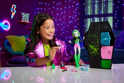 Monster High Skulltimate Secrets Neon Frights Dukke Ghoulia Yelps