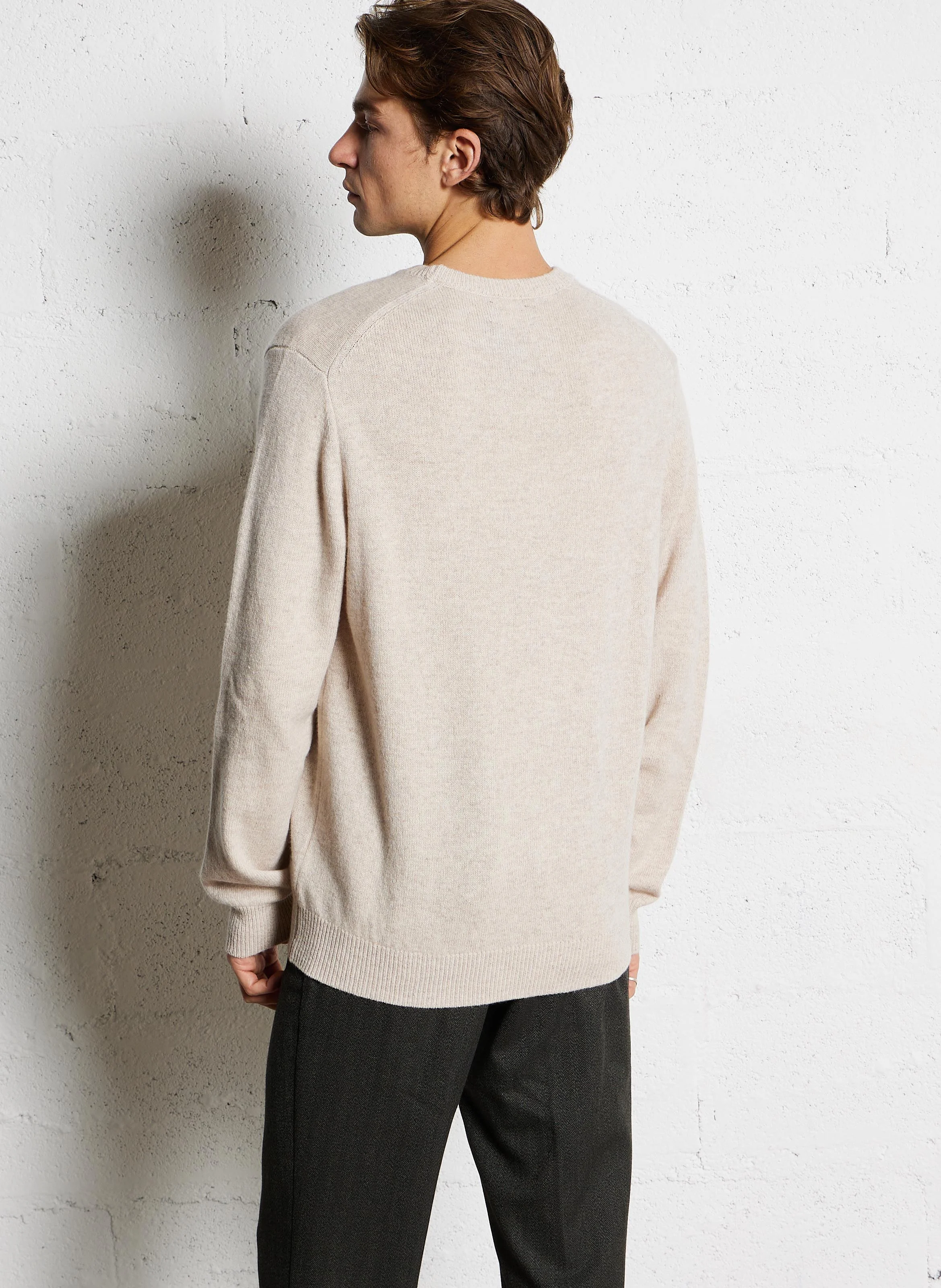Pull regular-fit col rond brodé en laine | Blanc