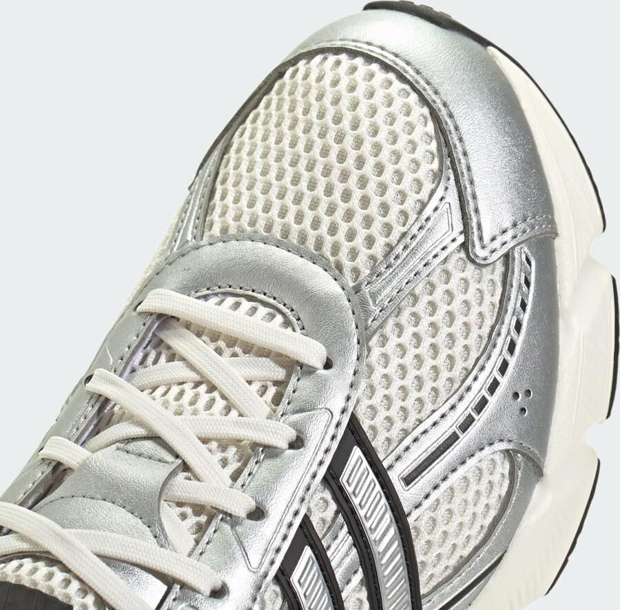 Adidas Sportswear Sneakers met vetersluiting Model 'TECHNOCHAOS 2000'