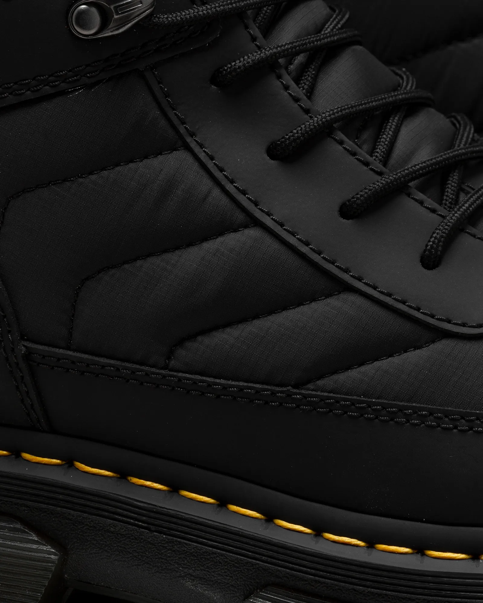 Dr.Martens Audrick 8i Boot Black Rubberised Leather+Warm Quilted