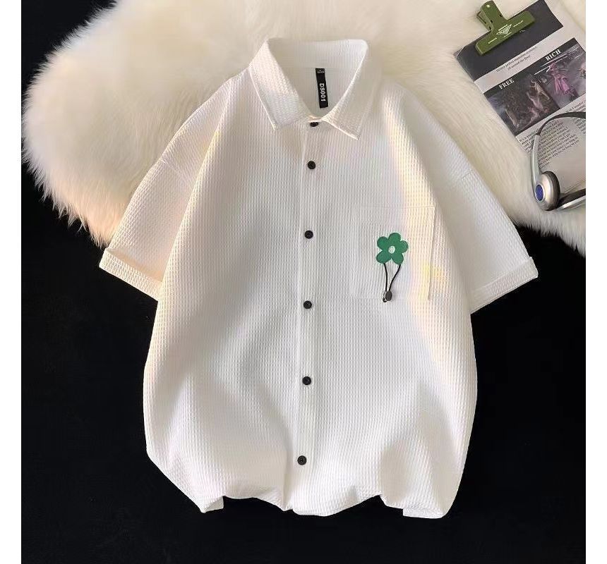 fluffush - Shirt met korte mouwen en bloemenapplicatie