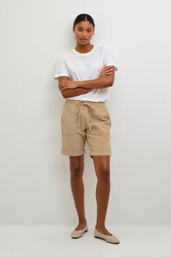 Kaffe KAnaya Shorts Classic sand