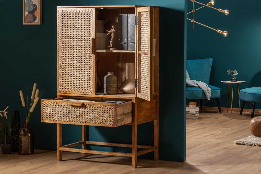 Massives Highboard BAMBOO LOUNGE 140cm Mangoholz Bambus mit Wiener Geflecht