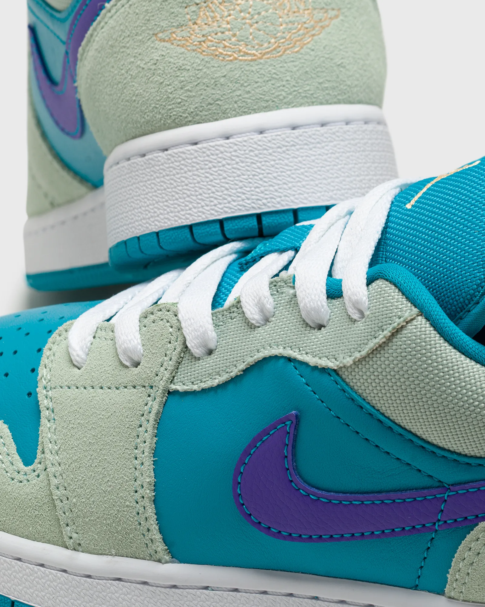 Jordan AIR JORDAN 1 LOW SE (GS) 'Aquatone'
