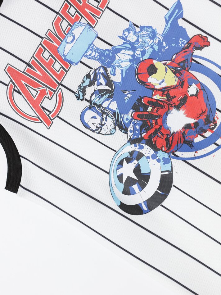 Regata dos Vingadores da Marvel - Branca