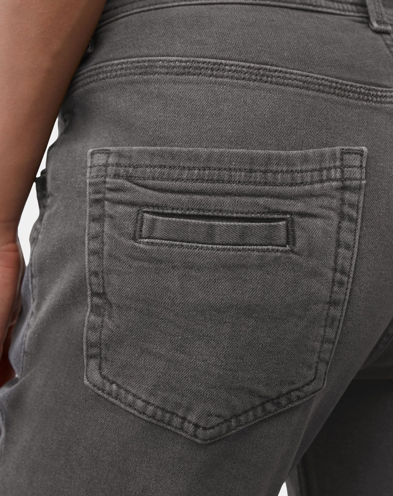 Marc O'Polo Jean boyfriend Theda gris foncé