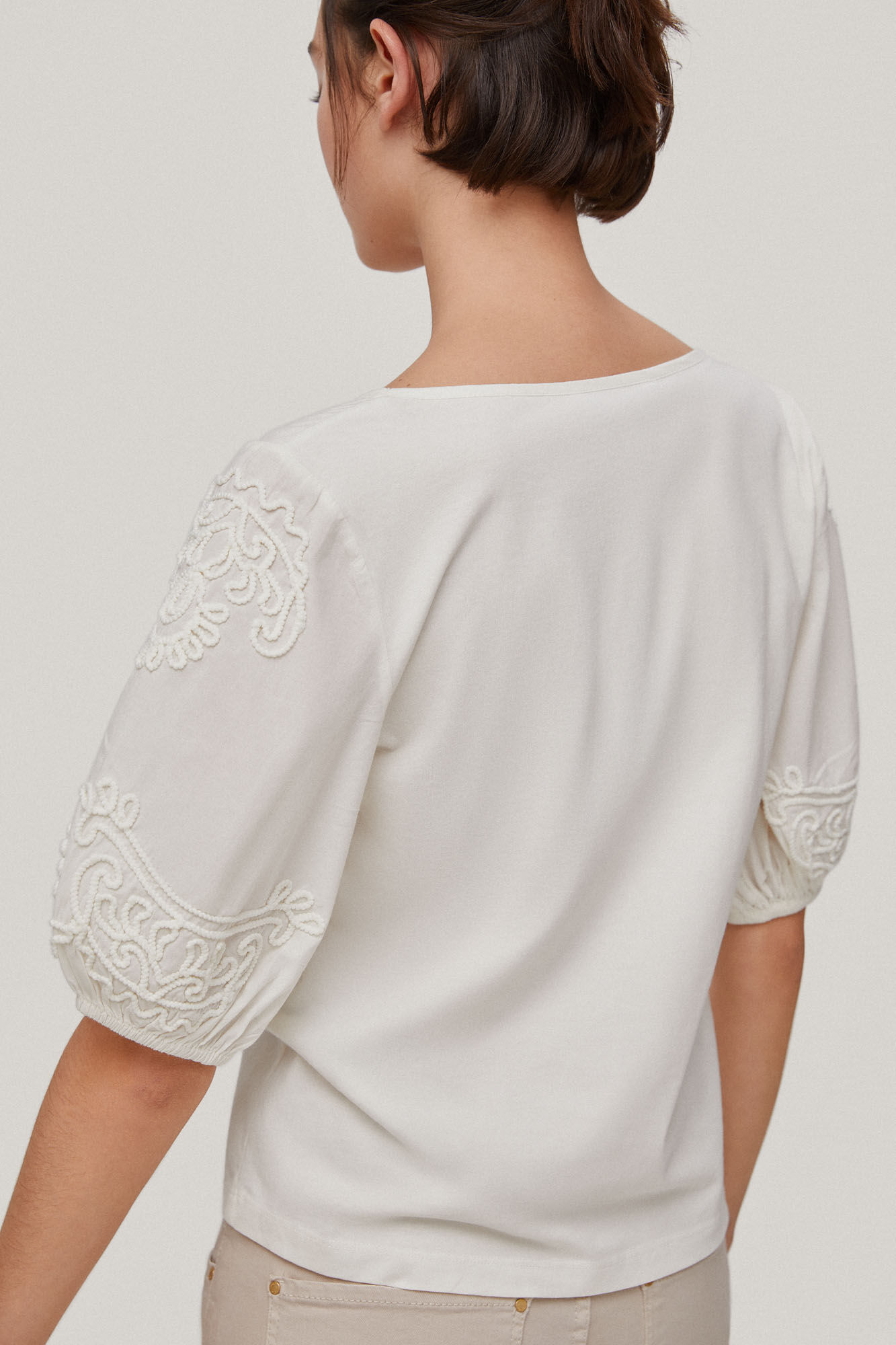 Camiseta combinada bordada - Bege