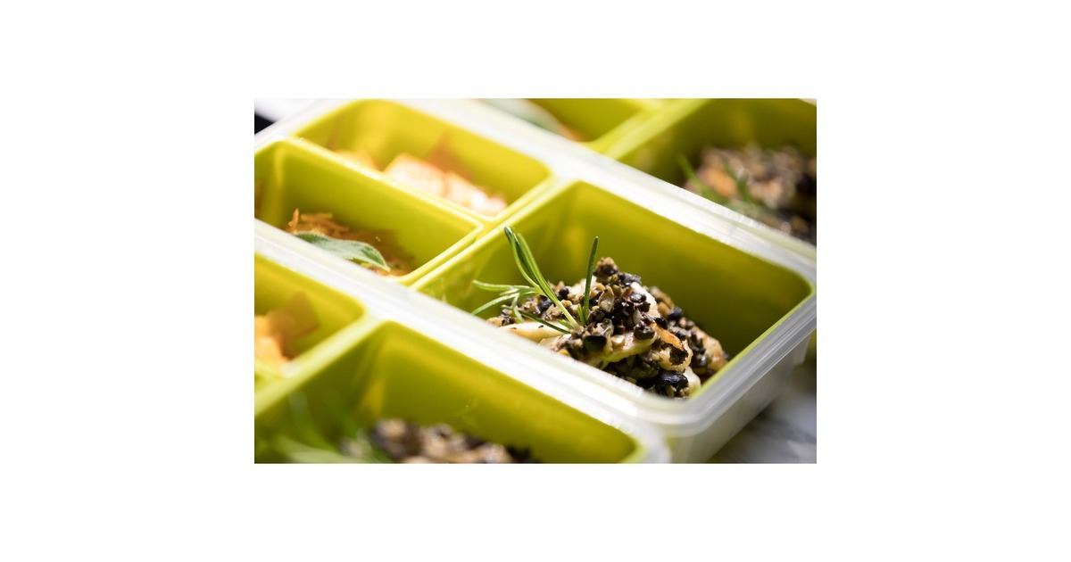 EmsaClip & Go Snackbox 0,55L lunchbox  (Lichtgroen/transparant, met 2 extra inzetstukken)