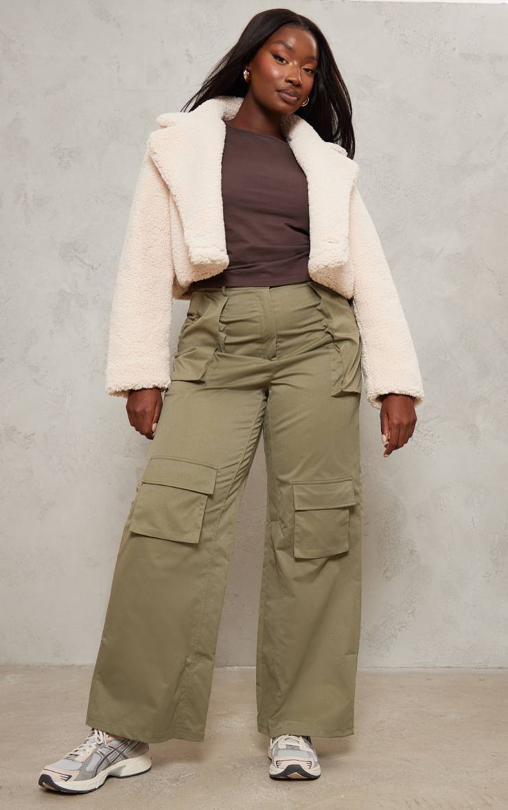 Manteau Court En Synthétique Teddy Avec Boutons Grande Taille