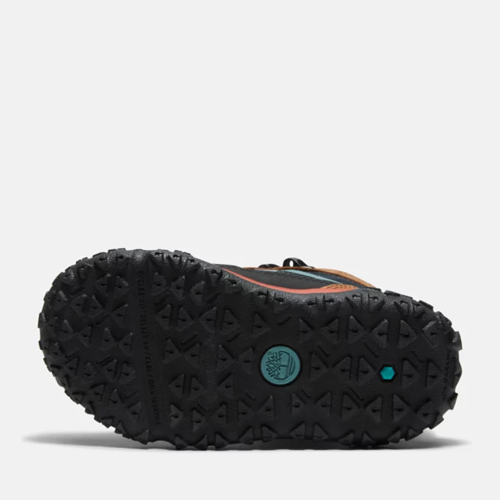 Tênis impermeável GreenStride Motion 6 para crianças pequenas na cor marrom claro.