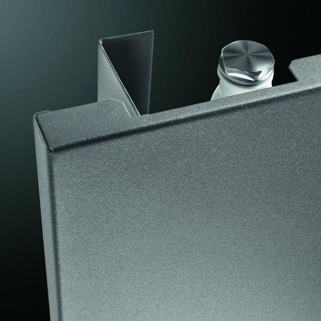 Vasco - Niva Lak N1L1 - Designradiator - Zwart Structuur (RAL9005)