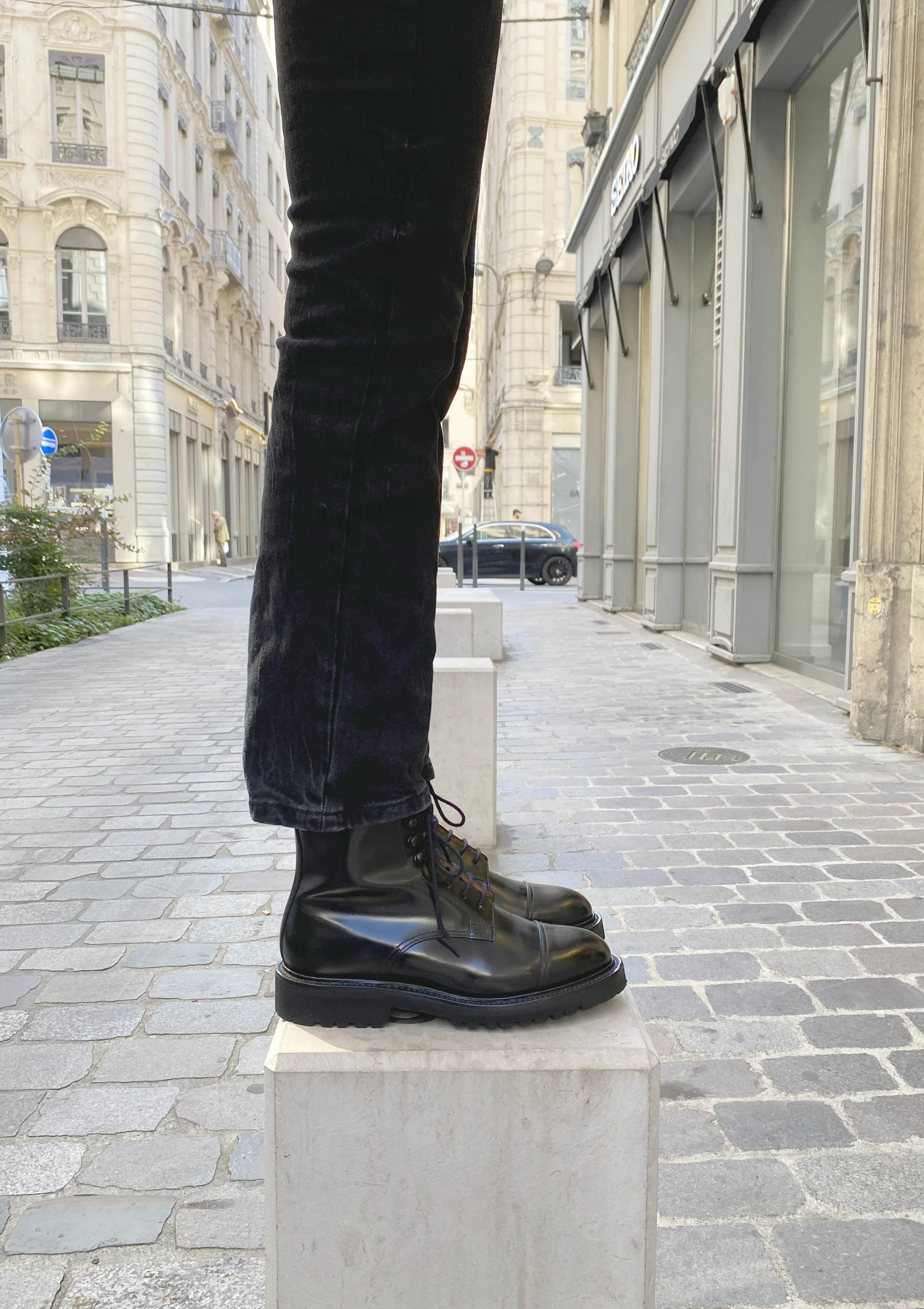 CROCKETT AND JONES - JANE CVL BLACK