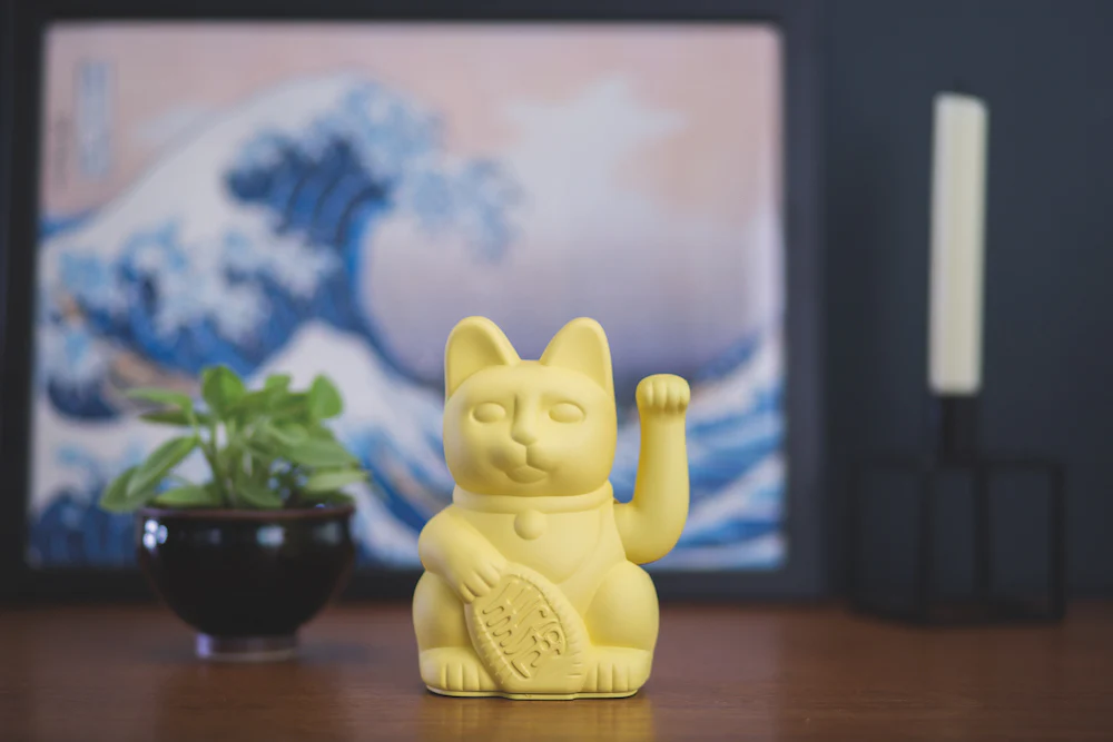 Donkey  Maneki-Neko kat - gul