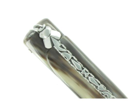 Laguiole 15 cm - Forgé (forme flêche) - Plein Manche en Corne - GUILLOCHAGE Couteau de Poche Dubesset