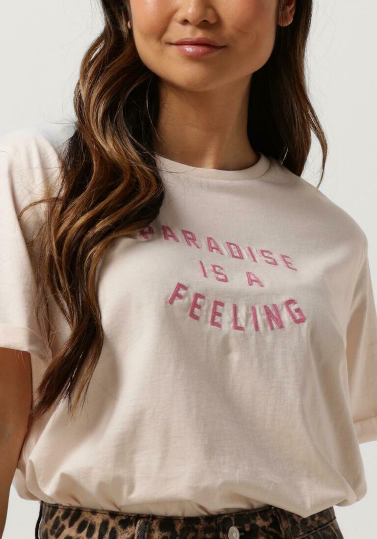 CATWALK JUNKIE roze catwalk junkie t-shirt relaxed rolled-up sleeve tee