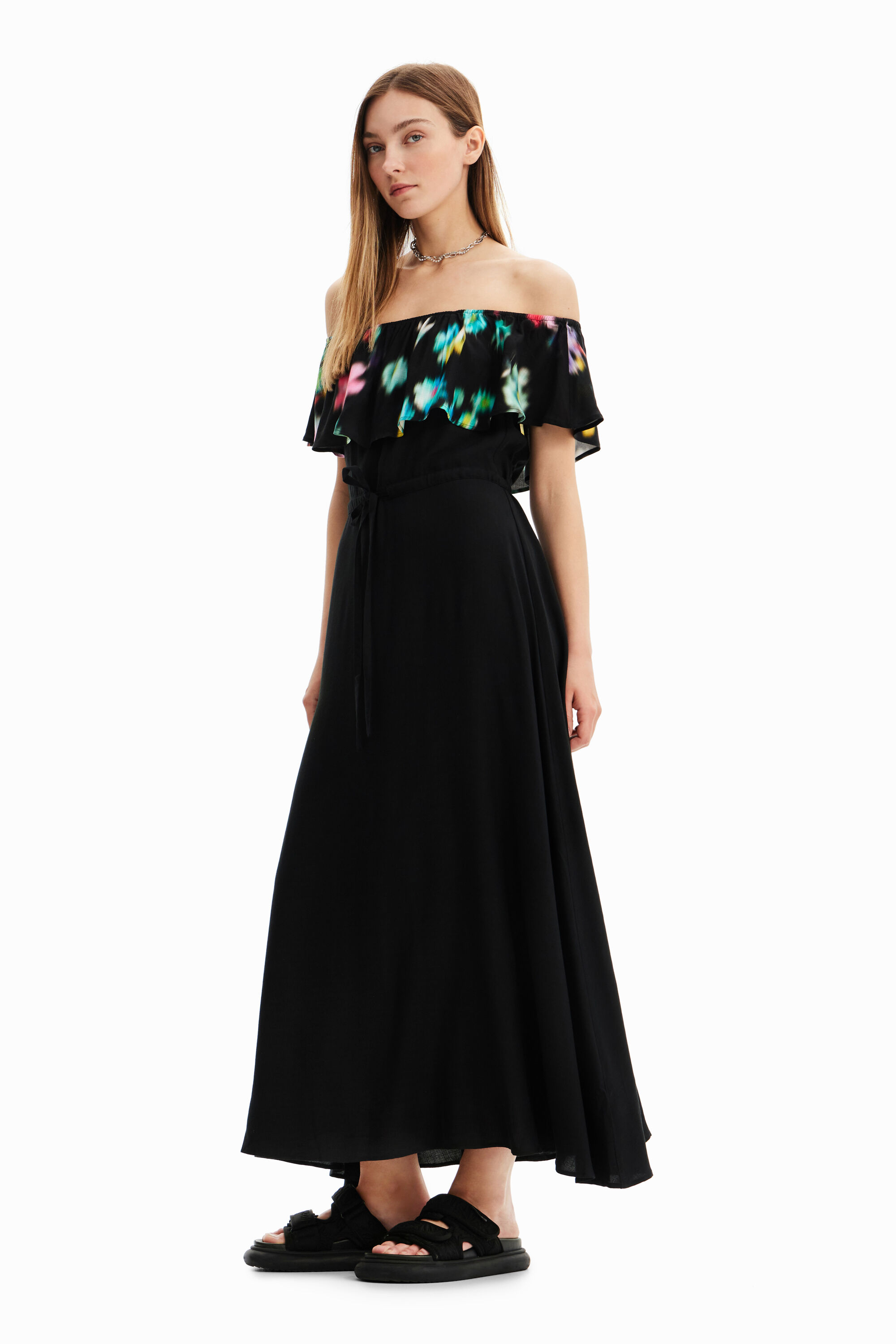 Robe longue volant floue
