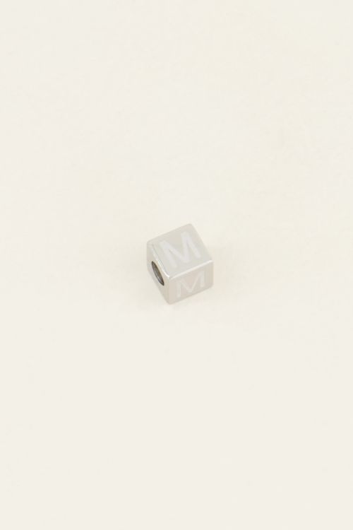 Cubes bedel initiaal