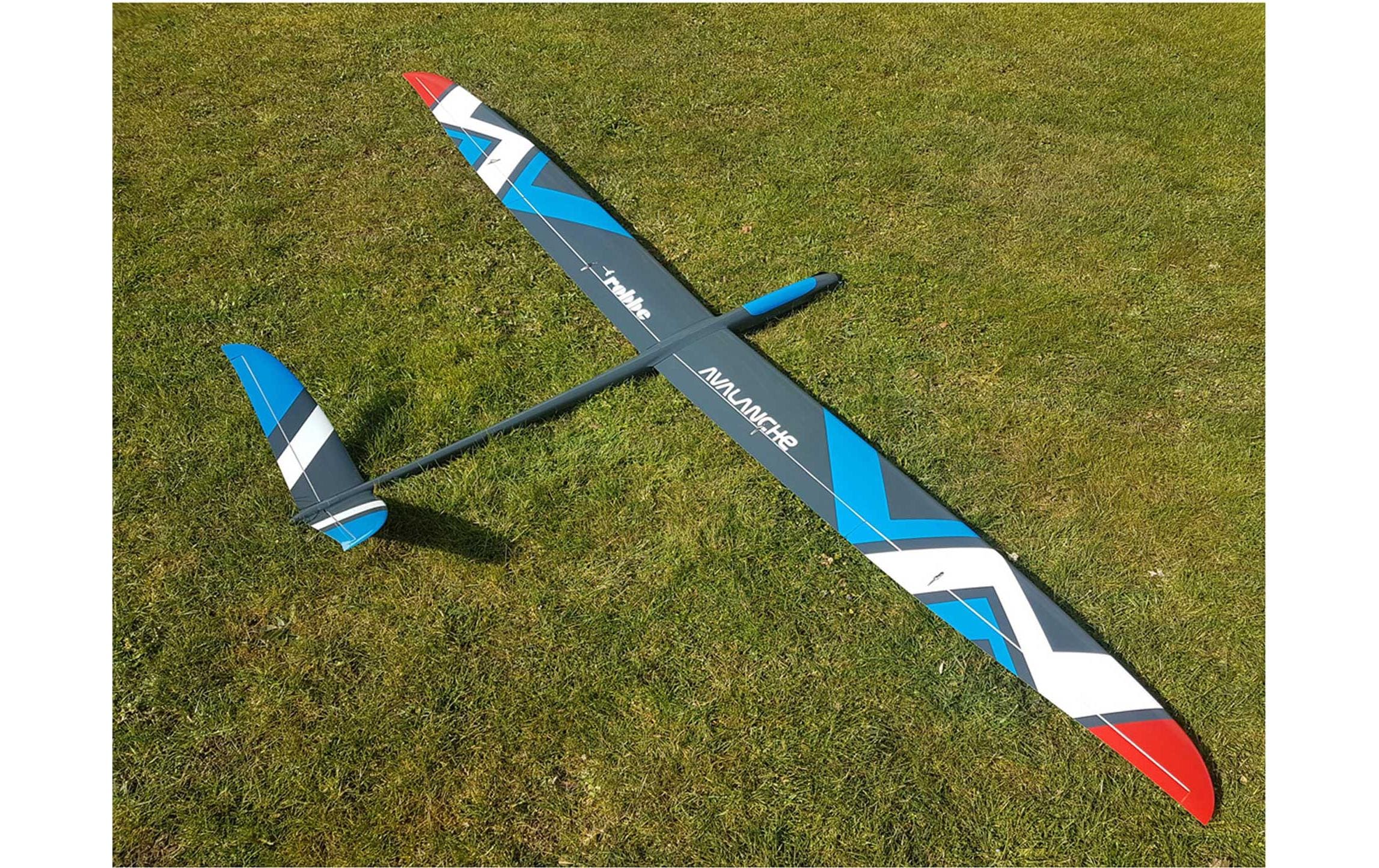Motorsegler Avalanche Voll-GFK 2800 mm ARF<br>Allround Elektrosegler aus GFK