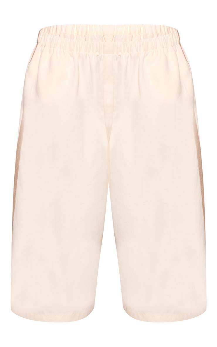 Beige Short Peau De Pêche À Bandes Satinées