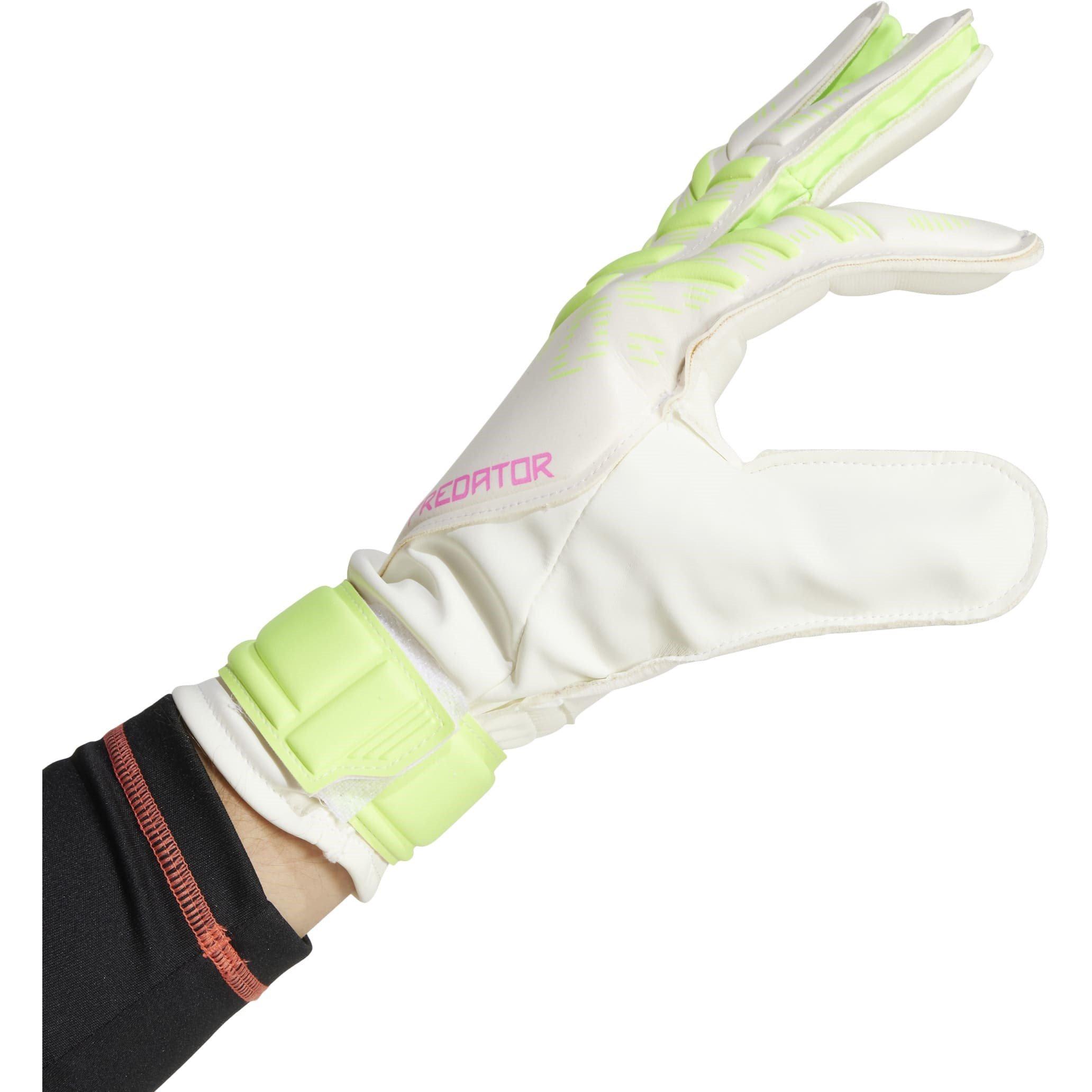 adidas Predator Training Goalkeeper Gloves Adults