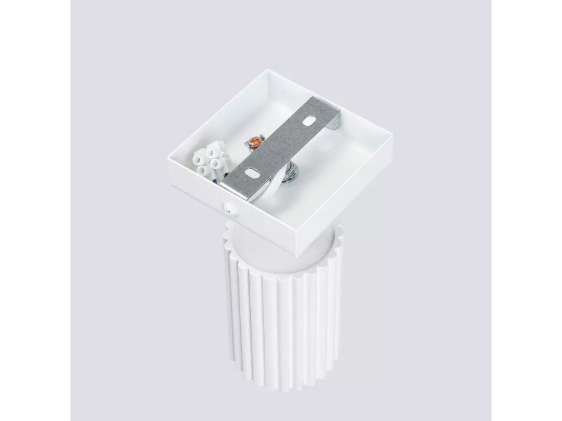 Applique Karbon minimaliste en aluminium - 1 sources lumineuses - L.8 x H.8 cm - blanc