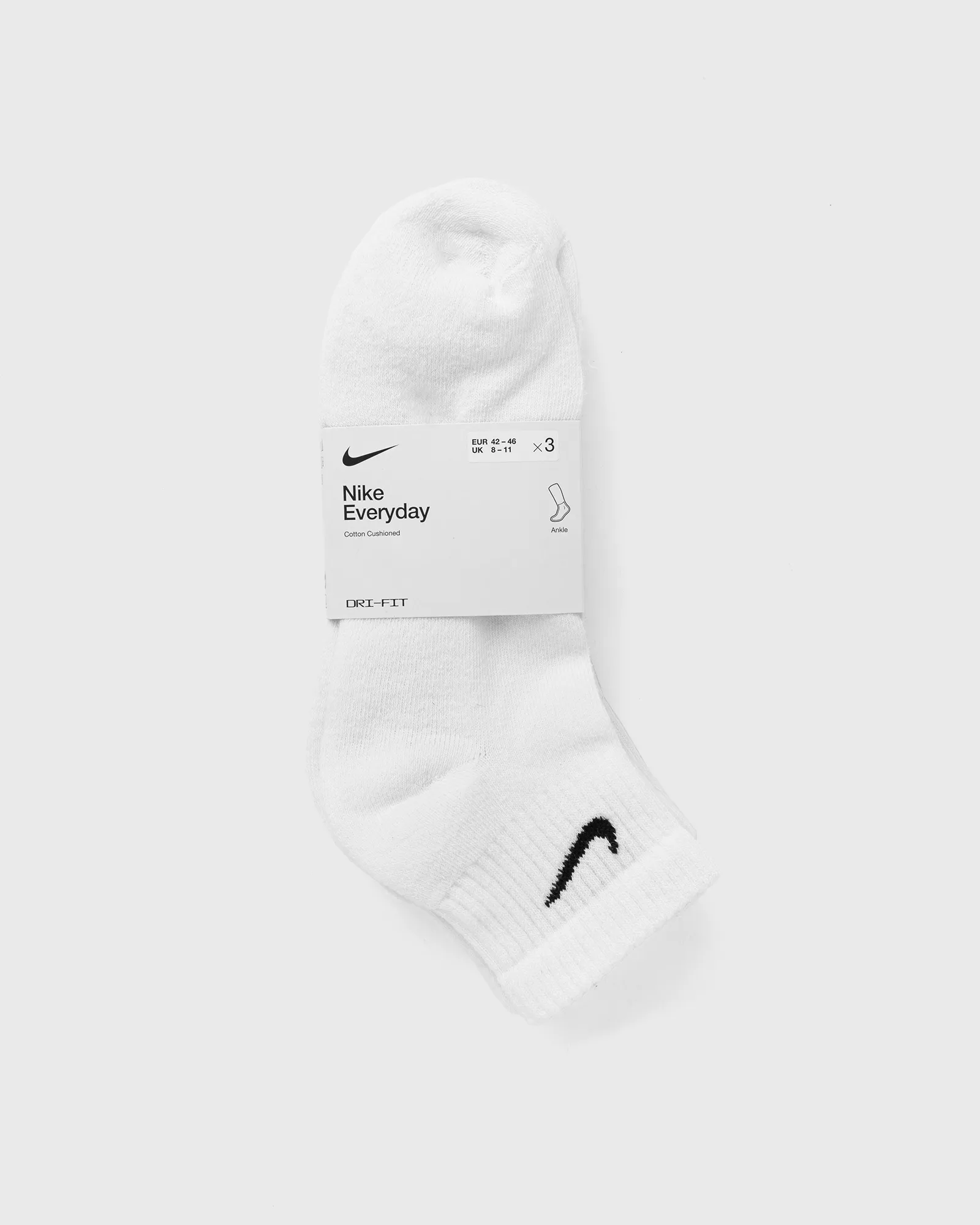 Nike EVERYDAY PLUS CUSHIONED ANKLE SOCKS (3 PAIRS)
