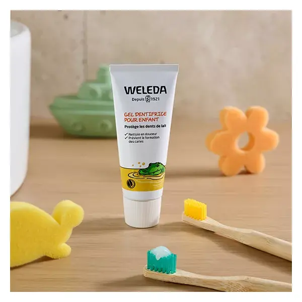 Creme dental em gel Weleda Oral Care para crianças, pacote com 2 unidades de 50ml
