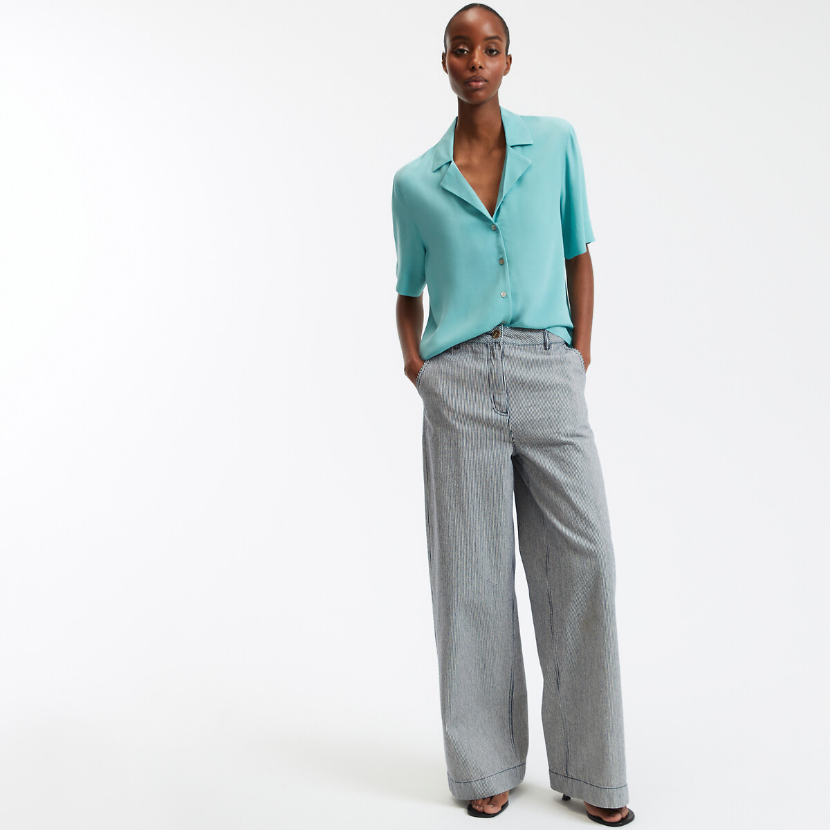 COLEÇÃO LA REDOUTE<br>Blusa com gola de lapela e mangas curtas