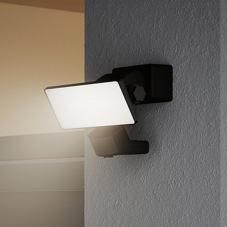 Projecteur LED à détection Davern 2000lm 20W IP65 GoodHome noir